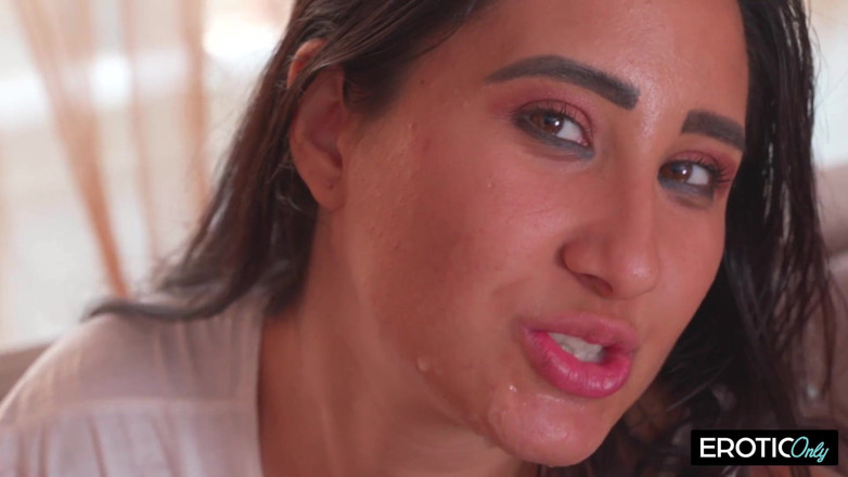MILFFreaksX: Two Germans Fuck Arab Girl