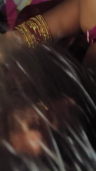 Desi Sex oralny