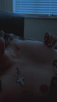 Monster in meinem bett - tabu stiefvater