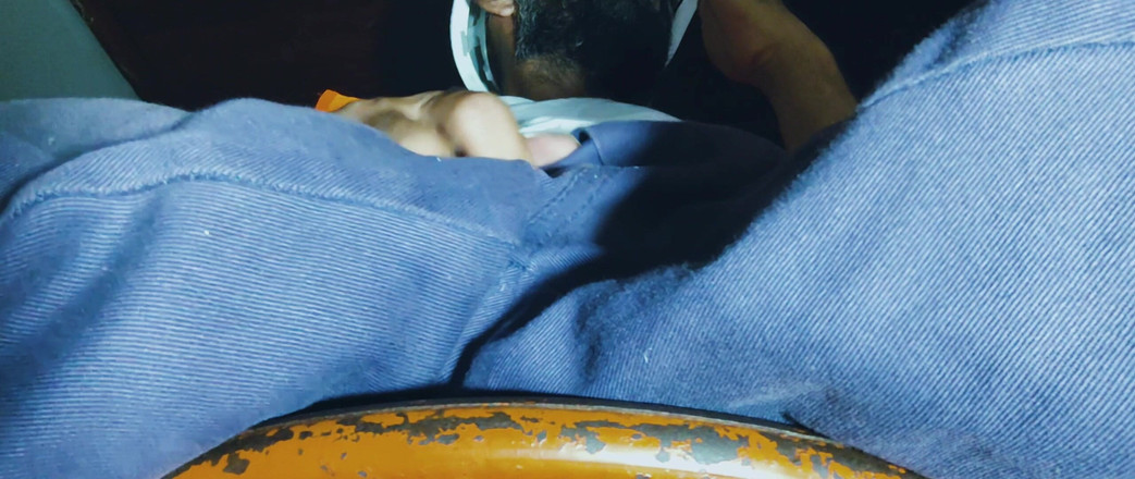 Stink HairyMale: 青いズボンとブーツ