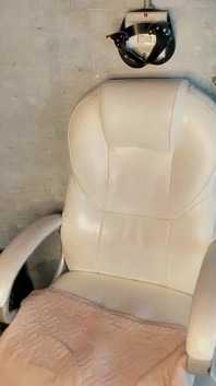 Memek cewek dengan tubuh aduhai ini lagi asik masturbasi sampai muncrat berjamaah