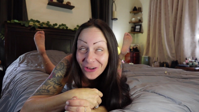 Raven Willow: Negat Tratament sock