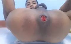 Nueng 99 Minha Bunda Faminta, Come Bananas