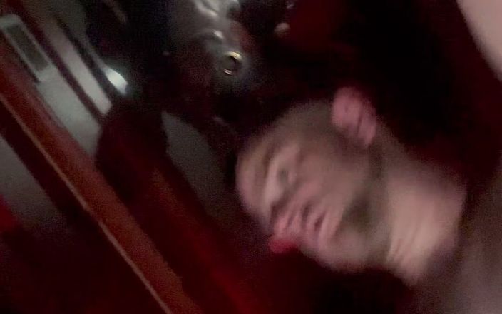 Troy White UK: Hetero kluk se poprvé prstí!