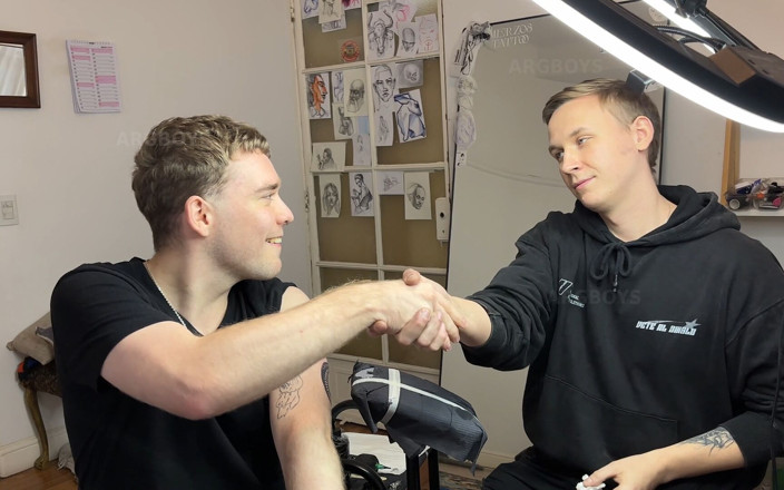 Arg Kinks: Straight Guy Pays for His Tattoo with Anal and Blowjob