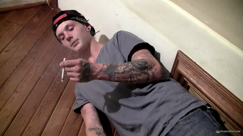 Boys Smoking: Kyd Cash Smoke &amp; Strok