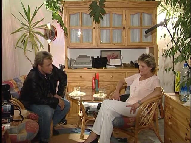 Lucky Wankerz: Velké zelené dildo pro ošklivou milfku