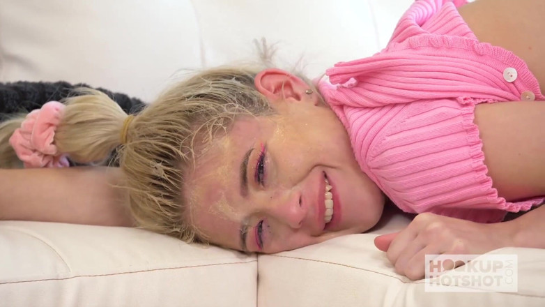 Hookup Hotshot: Skinny blonde Jessie Saint gets fucked into a mess on...