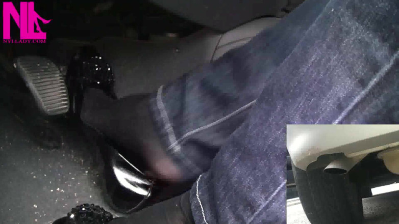 Nyllady: Revving com Escape Shot em Black Ballet Flats