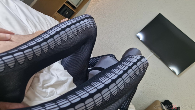 Nylon Xtreme: POV Nora Fox Zentai Fantaisie Grey
