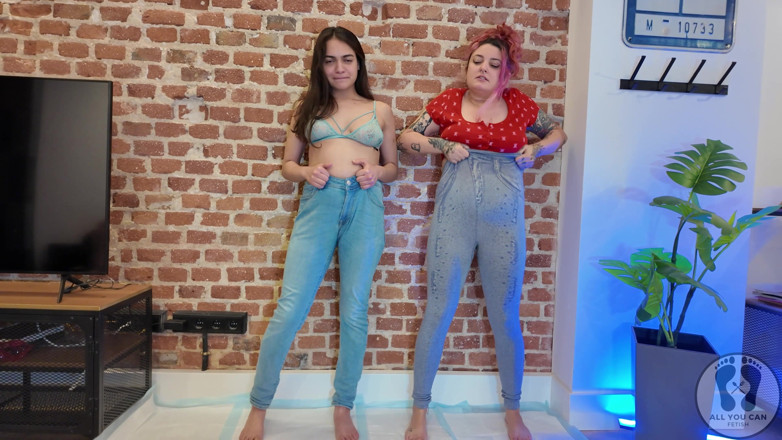 All You Can Fetish: Rebeca addams dan ana spears pamer celana jinsnya sampai kencing