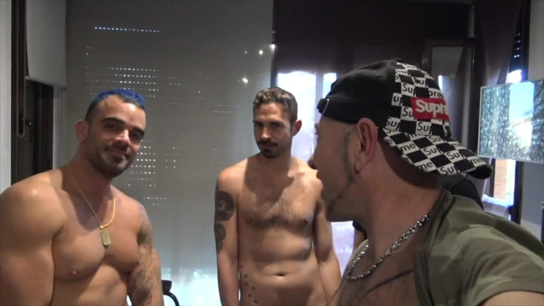 BAREBACK ORGY CLUB: L'orgia sorprende senza preservativo con Damien Crosse e Koldo Goran...