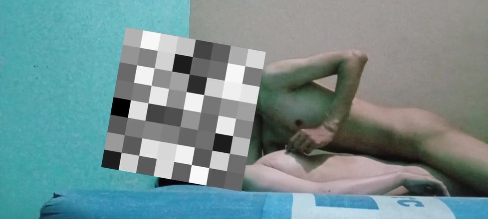 Famly sex: Một người bạn trong khi đến thăm nhà nội trú của...