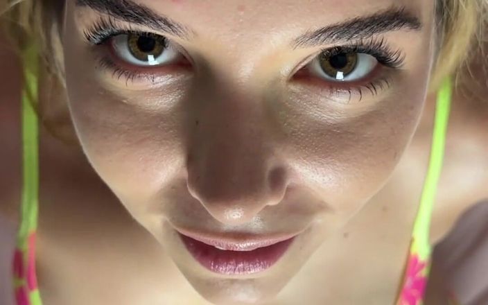 Samantha Flair: Aqui está o vídeo joi em retrato e paisagem. São...