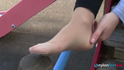 Foot Fetish HD: Christelle on the playground
