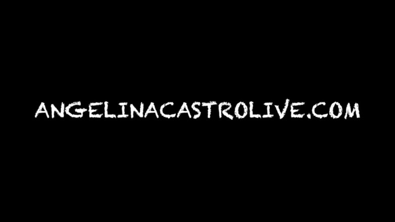Angelina Castro: Latina milf Angelina Castro es una cubana pervertida