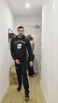 Táta šuká twinka s velkým zadkem