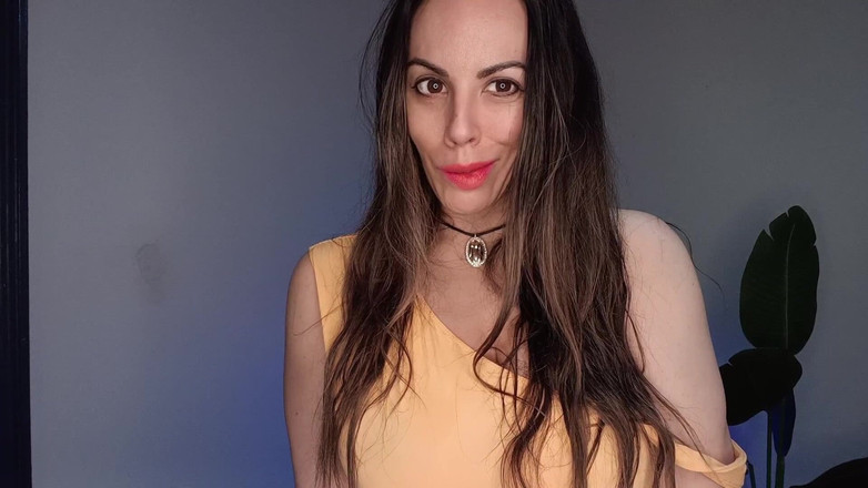 Annika Rain: Cuck Boy ibu tiri