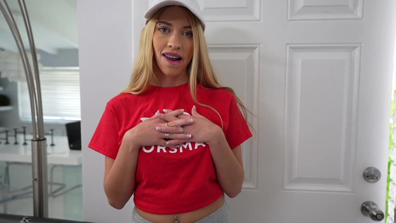 Doorsmash: Blonde with Braces Khloe Kapri squirts on Conor's wet burrito
