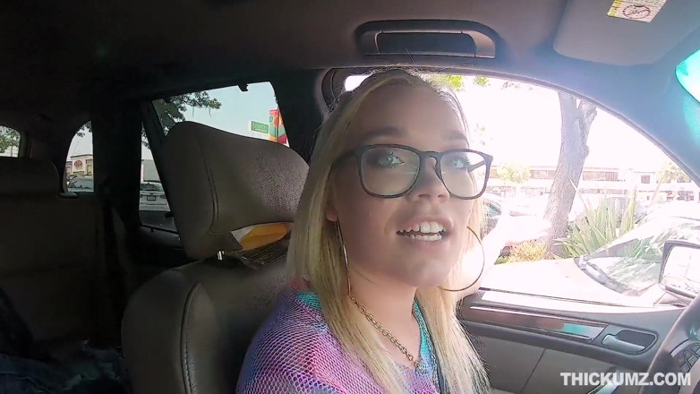 Team Skeet: Thickumz - Thick blonde babe gets pounded out