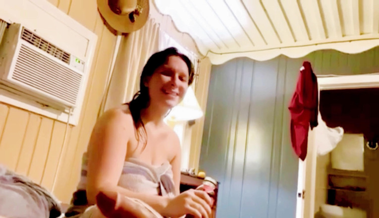 Gonna make you squirt: Mi tocco le palle del fotografo 55m lo stuzzica leccando le...