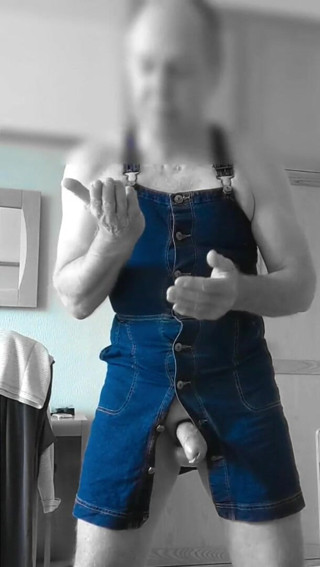 Bellhead: Slow motion pinafore dress