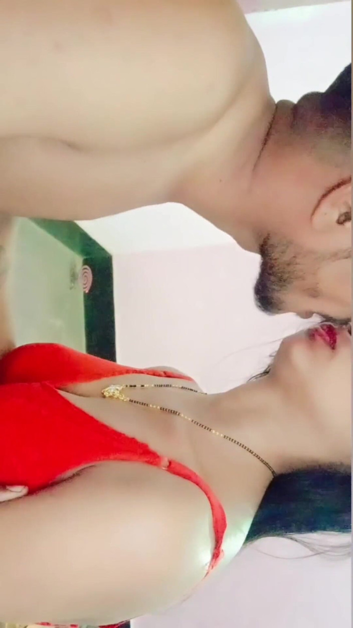 Raghav: nee shaadishuda kolej garl parul Baby ka pahla vaayaral seks...