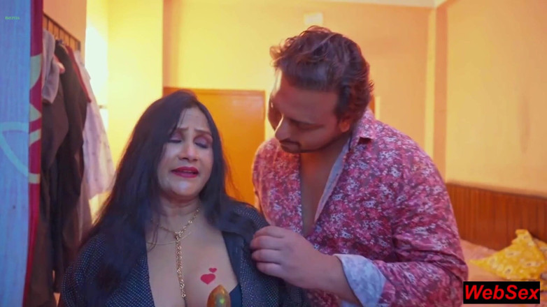 WebSex Premium: Video viral seks model hot india dengan audio yang jernih