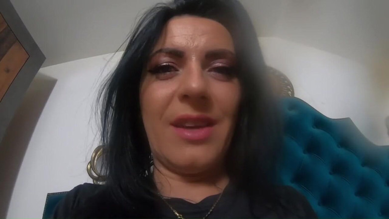 MilfyCalla: Ik ben je sletterige stiefmoeder