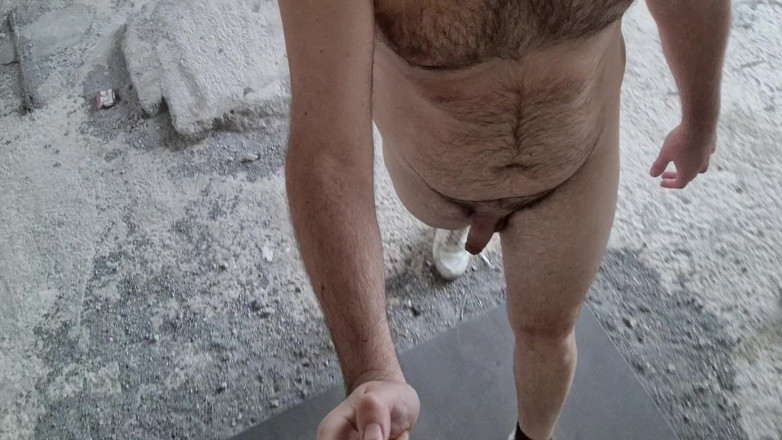 Mirko2589: Walking All Naked in Street