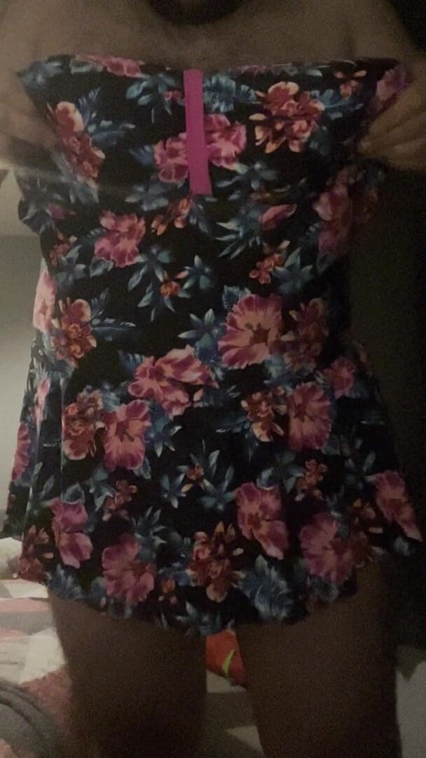 Shaun Cbt: Pik en balbondage met travestiet en kontplug erin