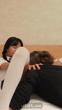 วิธีเย็ดนักเรียนสาวชาวเอเชียซุกซน - บทเรียนครู