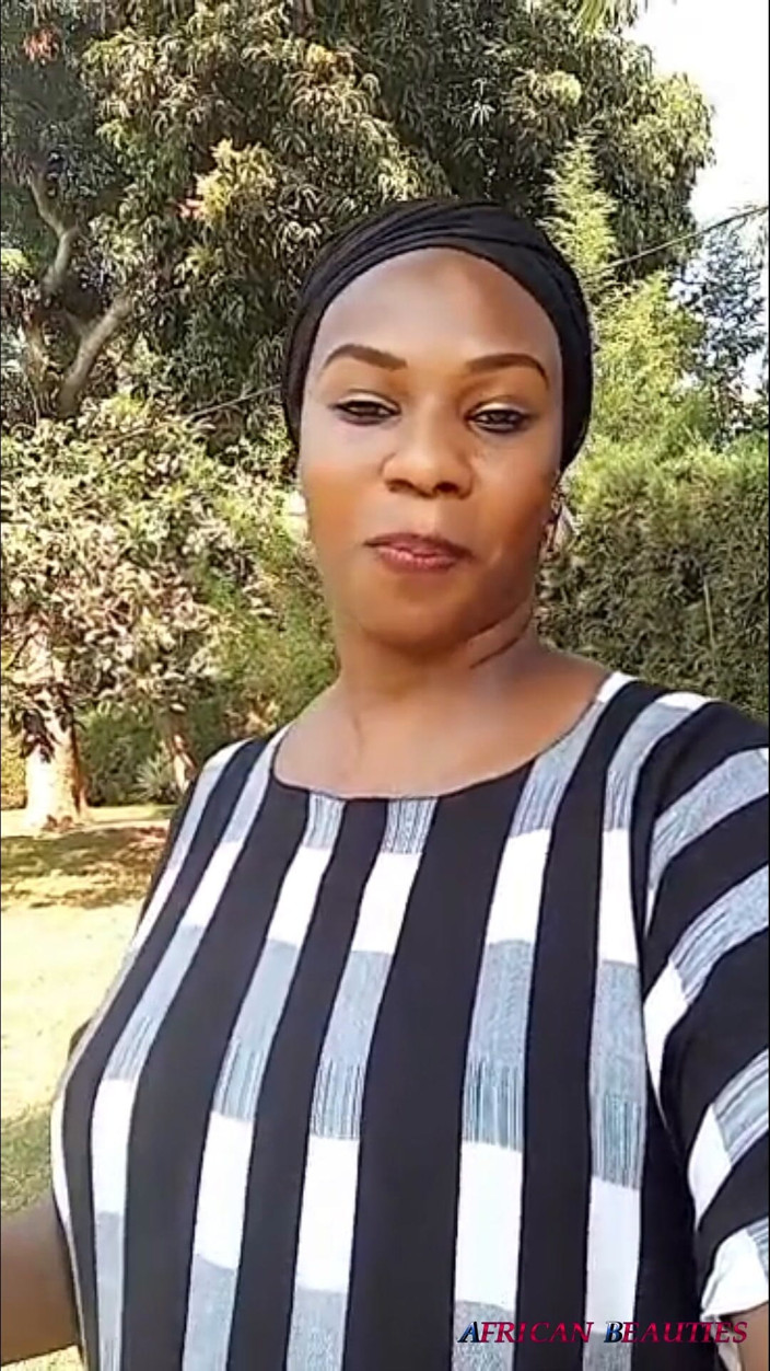 African Beauties: MILF Nikkie About African Life