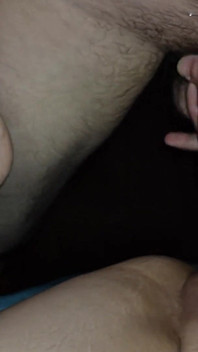 Vero Porno Amatoriale Fatto in Casa, La Sua Prima Volta in Video
