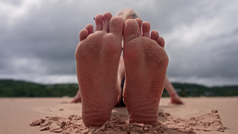 Karneli Bandi: Sembah Kaki Saya Di Pantai Awam Dan Dapatkan Kebenaran Saya...