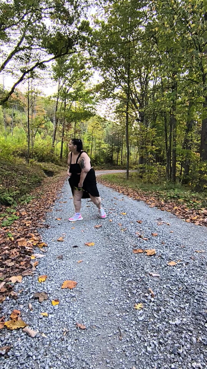 HerculesnVENUS: На сільській дорозі ця повія сквіртує на вантаж