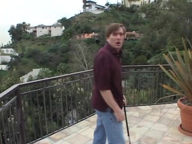 Dangerous Teens: Bonă asiatică cu sâni mici seduce apoi seduce un bătrân...