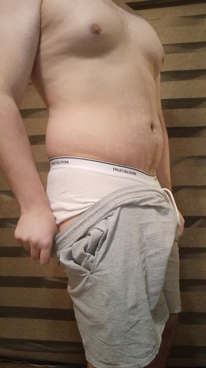 Himbo_Fox: Un étalon sexy se déshabille