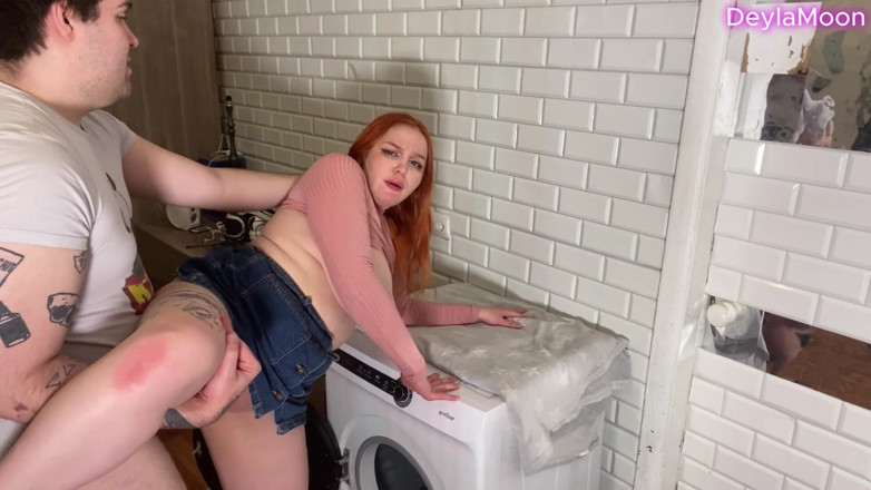 Deylamoons: Ma Belle-mère Coincée Dans La Machine À Laver. Tu L’as Fait...