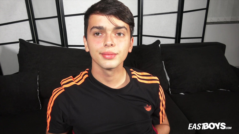 East Boys studio: Finn Harper - Casting Flex