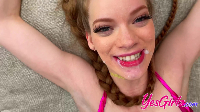 YesGirlz: Erin Everhearts haarige muschi und weit offenes arschloch sind gespannt...