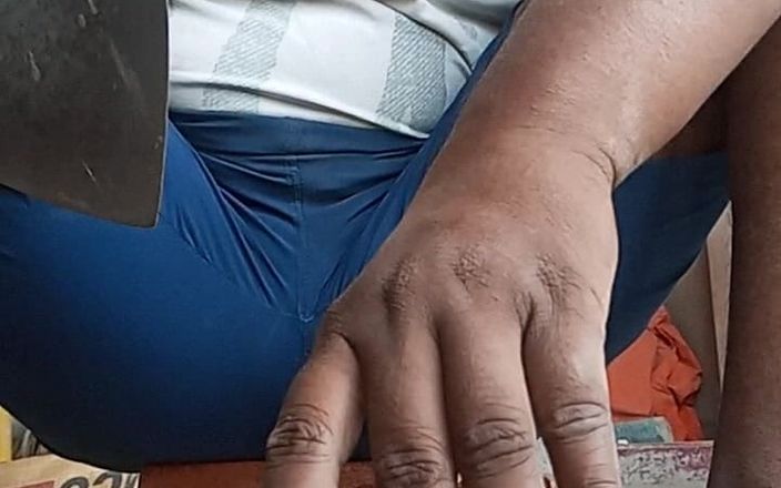 Sweet Indian cock: Thuis badkamer vrouw harde pik mond seks