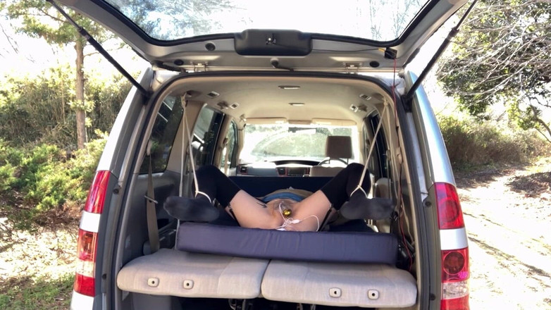 megu2002: Самопідйомне навчання No. 85 трахаю машину!