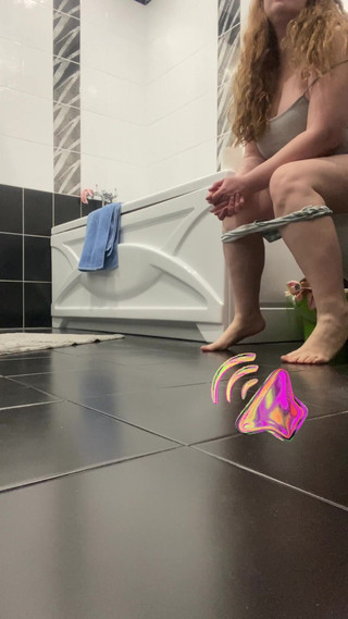 VikkiGeorgia: Mamá con bragas abajo