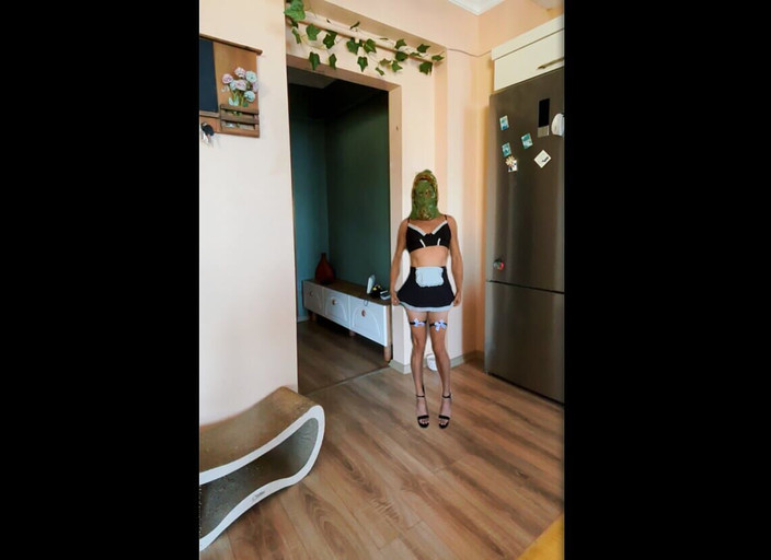 cd_aysemmm: Efeminat foarte scurt și foarte subțirel, pitică de 18 ani