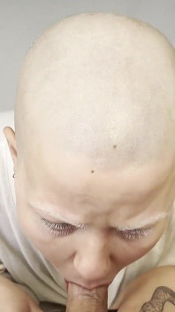 Vilu Vidish the Baldhead Queen Sucks His Small Dick