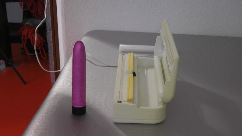 Anna Devot: Annadevot: çok fazla dildo bölüm 1