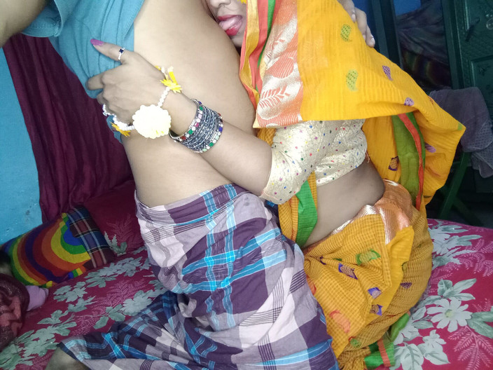 BanglaSexy24: मेरी पत्नी विशेष रात कमबख्त गंदी बात के बारे में इस पड़ोस हार्डकोर नई आईडीओ क्लिप्स एक साथ और पति पहली रात का आनंद