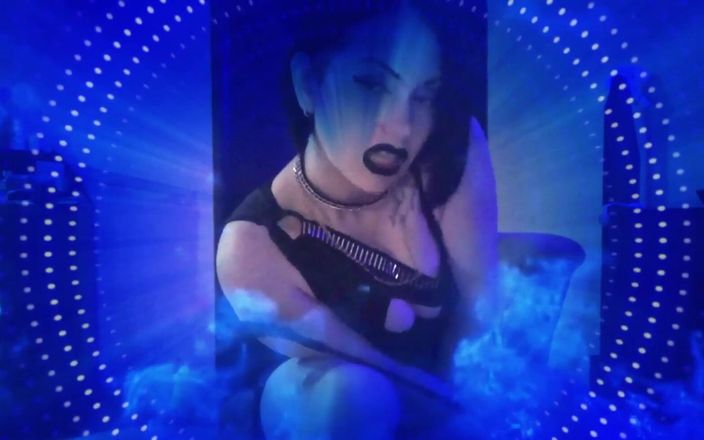 Goddess Misha Goldy: 모든 옷을 노예 벗어! 빠른! 이제 무릎 꿇고! 당신은 하위 패자 진언이 무엇인지 알고 계십니까?