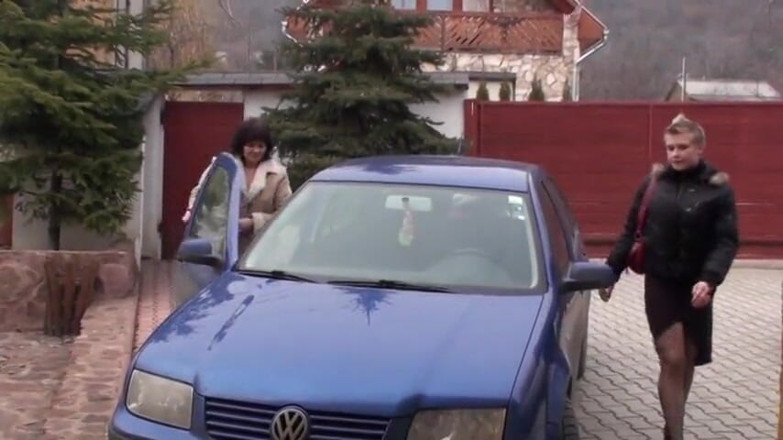 Lesbian Illusion: Mature lesbian has a new young toy!